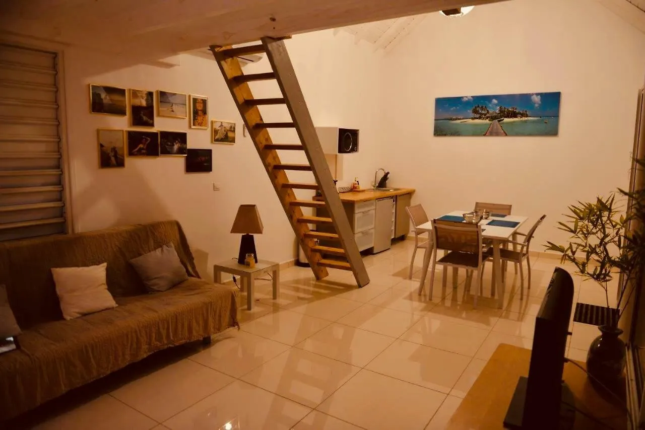 Bungalow Bambou Petit-Bourg 0*,  Guadeloupe